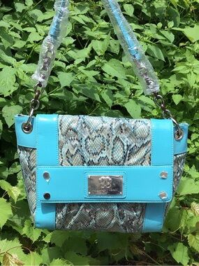 Sharif Turquoise Snake-Print Shoulder Bag with Chain Links